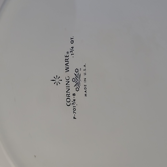 Vintage Corningware p-701 1 3/4" Avocado green Casserole dish with pyrex… - Picture 5 of 8